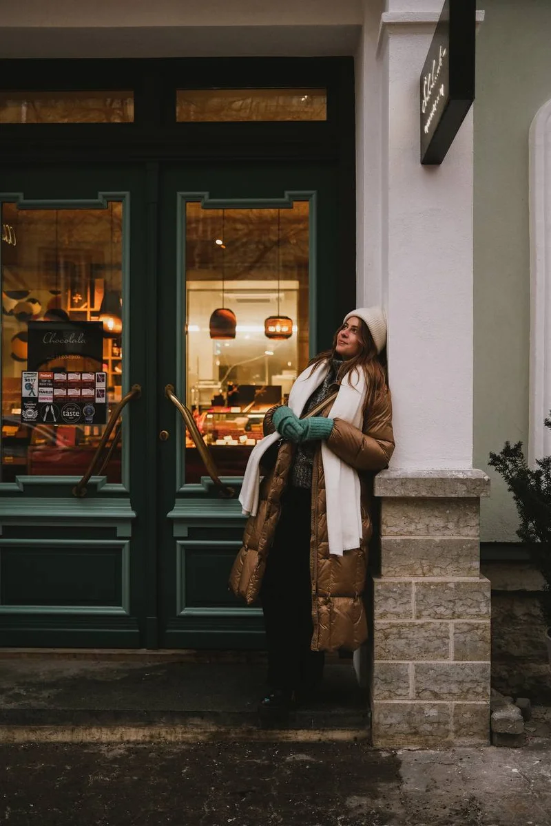 the girl outside the store 