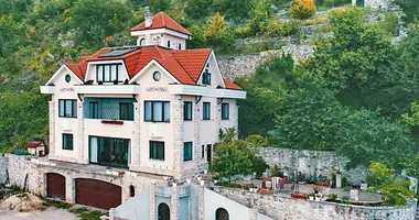 Haus 7 Zimmer in Przno, Montenegro