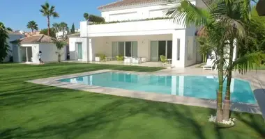 Casa 5 habitaciones en San Pedro Alcantara, Španjolska