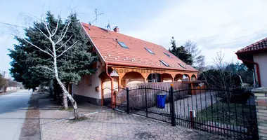 5 room house in Kecskemeti jaras, Hungary