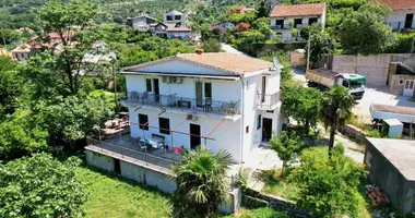 4 bedroom apartment in Risan, Montenegro