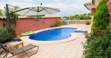 Villa 3 bedrooms in Altea, Spain
