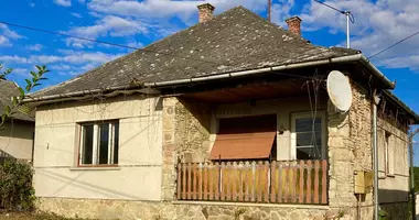 3 room house in Gellenhaza, Hungary