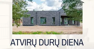 Casa en Jadvygiskes, Lituania
