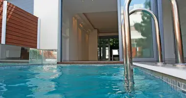 Таунхаус 6 комнат  с бассейном в Agia Marina, Греция