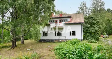 Casa 6 habitaciones en Iitin kirkonkyla, Finlandia