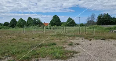 Plot of land in Kanfanar, Croatia