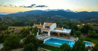 Villa 5 bedrooms with Sea view, with Swimming pool in Elaiochori, Greece
