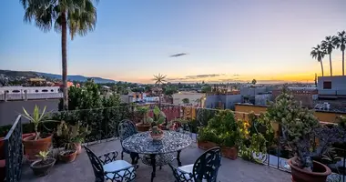 Дом 3 спальни в San Miguel de Allende, Мексика