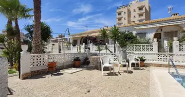 Bungalow 3 rooms with by the sea in Torrevieja, Spain