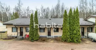 Mieszkanie 3 pokoi w Kotkan-Haminan seutukunta, Finlandia