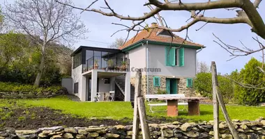 4 room house in Hungary