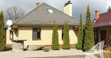 House in Vialikija Jakaucycy, Belarus