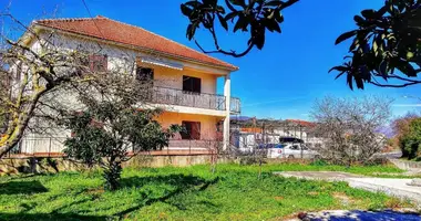 Wohnung 2 Schlafzimmer in Lustica, Montenegro