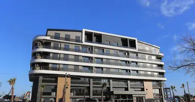Mieszkanie 2 pokoi w Konyaalti, Turcja