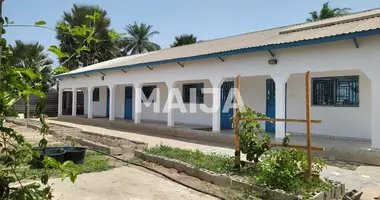 Dom 4 pokoi w Kunjukeng, Gambia