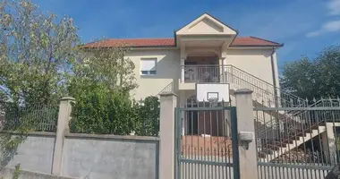 4 bedroom house in Danilovgrad Municipality, Montenegro