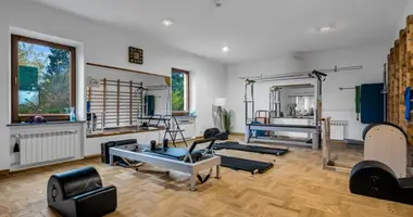 Gewerbefläche 630 m² in Piaseczno, Polen