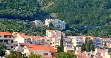 Apartamento 4 habitaciones en Petrovac, Montenegro