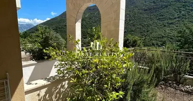 1 bedroom apartment in Morinj, Montenegro