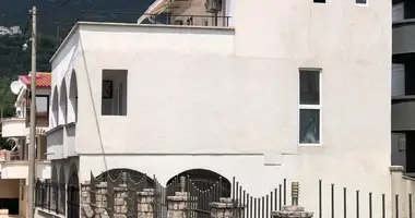 Haus 4 Schlafzimmer in Dobra Voda, Montenegro