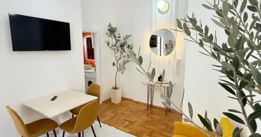 Квартира 2 комнаты в Петровац, Черногория
