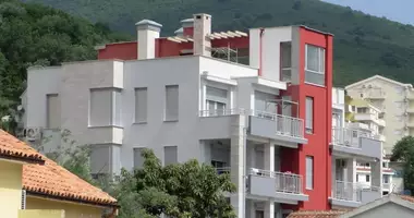 Wohnung 4 Schlafzimmer in Montenegro