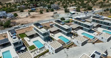 Haus 4 Schlafzimmer in Peyia, Zypern