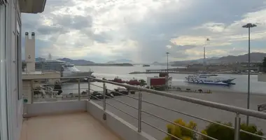 Таунхаус 4 комнаты  с видом на море, с видом на горы, с видом на город в Municipality of Piraeus, Греция