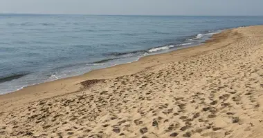 Parcela en Karolino Buhaz, Ucrania