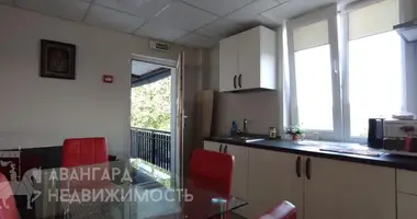 Pomieszczenie biurowe 180 m² w Ratomka, Białoruś