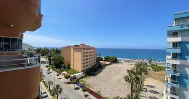 2 bedroom apartment in Mahmutlar, Turkey