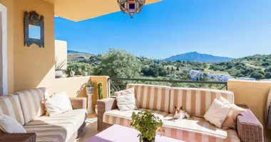 2 bedroom apartment in Benahavis, Spain