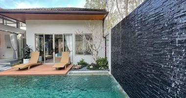 Villa en Thep Krasatti, Tailandia