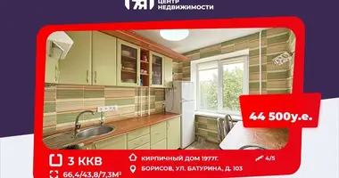 Apartamento 3 habitaciones en Borisov, Bielorrusia