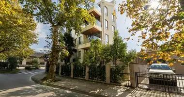 Wohnung 4 zimmer in Tivat, Montenegro