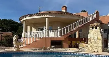 Villa en Torrevieja, Španjolska