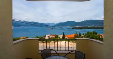 Отель 456 м² в Тиват, Черногория