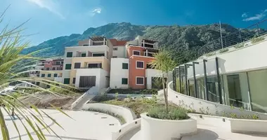 3 bedroom apartment in Morinj, Montenegro
