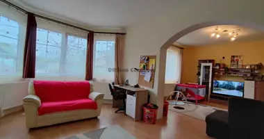 6 room house in Goed, Hungary