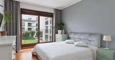 Commercial property 101 m² in Warsaw, Poland