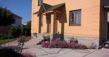 Casa 5 habitaciones en Lymanka, Ucrania