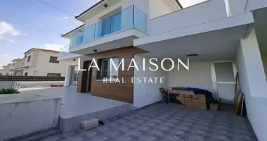 Maison 4 chambres dans Latsia, Chypre