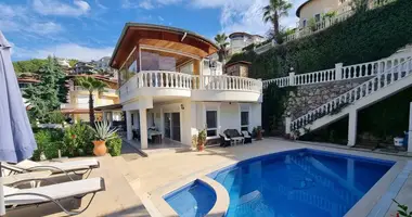 Villa 5 habitaciones con Muebles en Alanya, Turquía