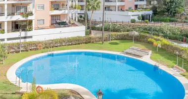 Apartamento 2 habitaciones en San Pedro Alcantara, Španjolska