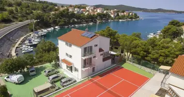 Villa 7 chambres dans Bashkia Durres, Albanie