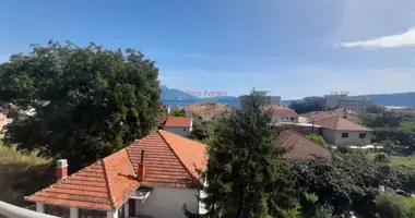 3 bedroom apartment in Bijela, Montenegro