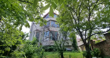 4 room house in Chișinau, Moldova