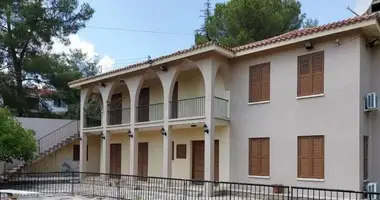 Dom 4 pokoi w Moniatis, Cypr