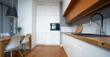 Wohnung 2 zimmer in Warschau, Polen
